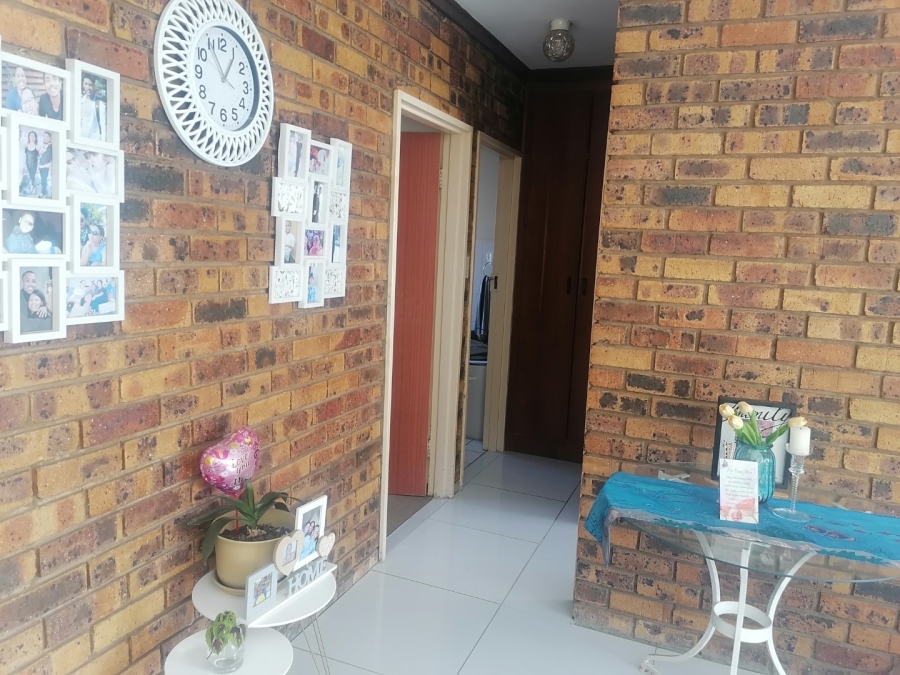 To Let 3 Bedroom Property for Rent in Hospitaalpark Free State